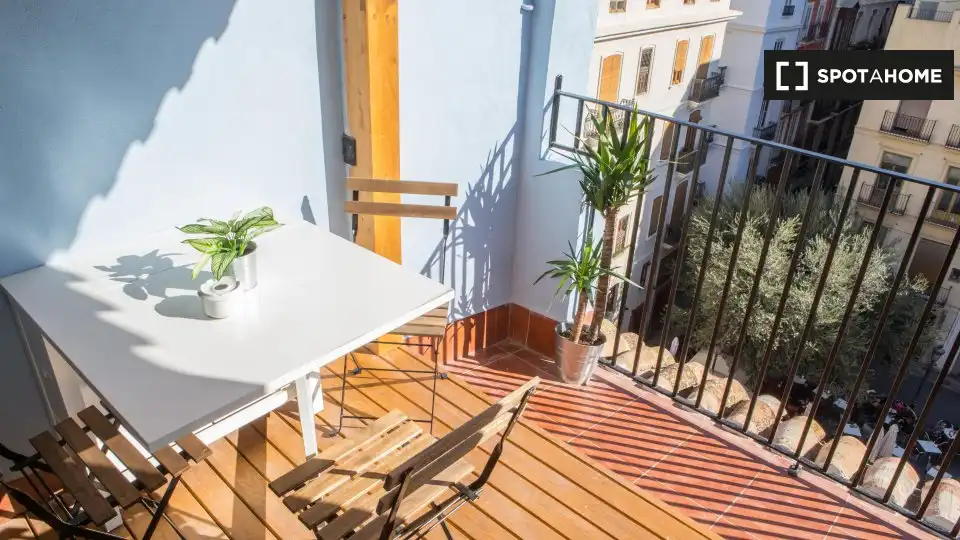 Flat with terrace to rent in Ciutat Vella, imagen 11