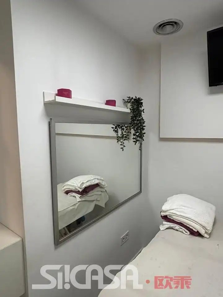 Schlafzimmer von Geschaftsraum zum Verkauf in Leganés mit Klimaanlage