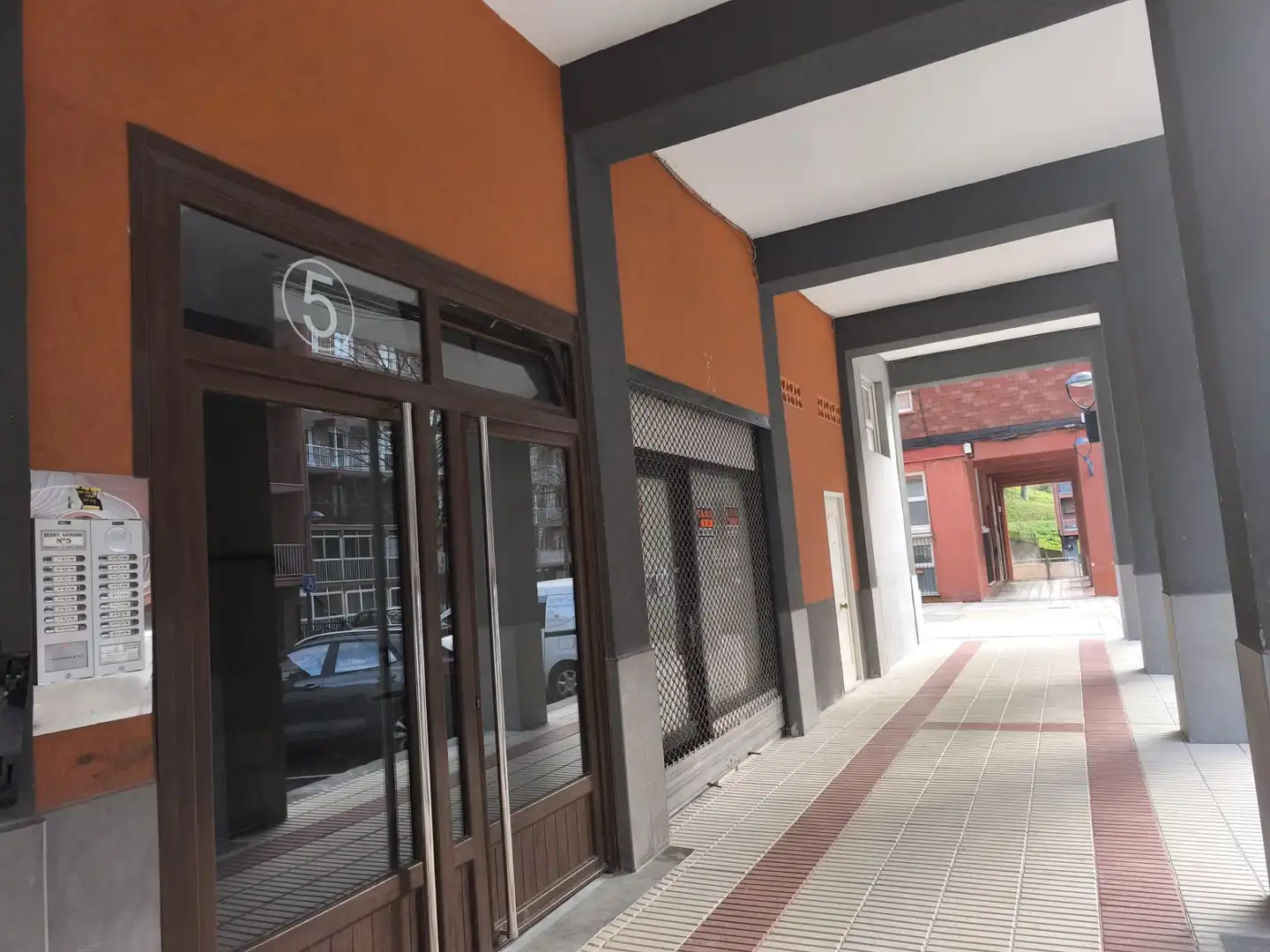 Piso en venta en Errenteria con Balcón