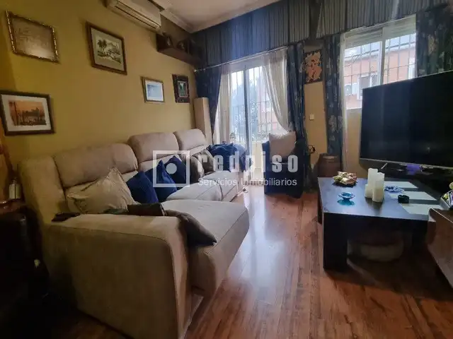 Sala d'estar de Casa o xalet en venda en Colmenar Viejo amb Aire condicionat, Calefacció i Jardí privat
