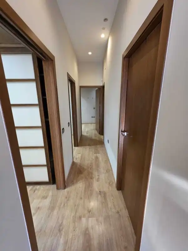 Local comercial de lloguer a Av. de Ansaldo, imagen 7