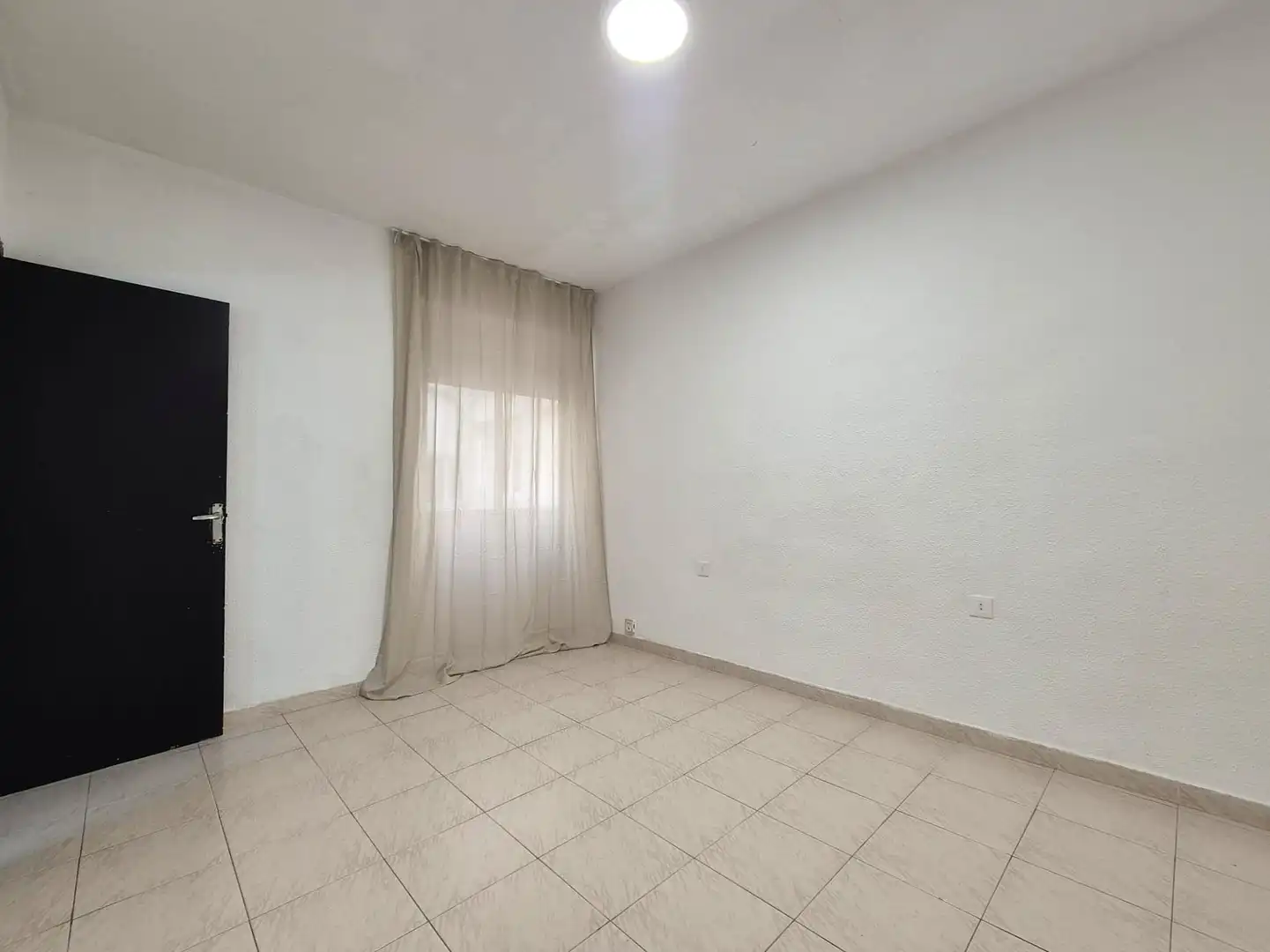 Dormitori de Apartament en venda en Alicante / Alacant amb Aire condicionat i Balcó