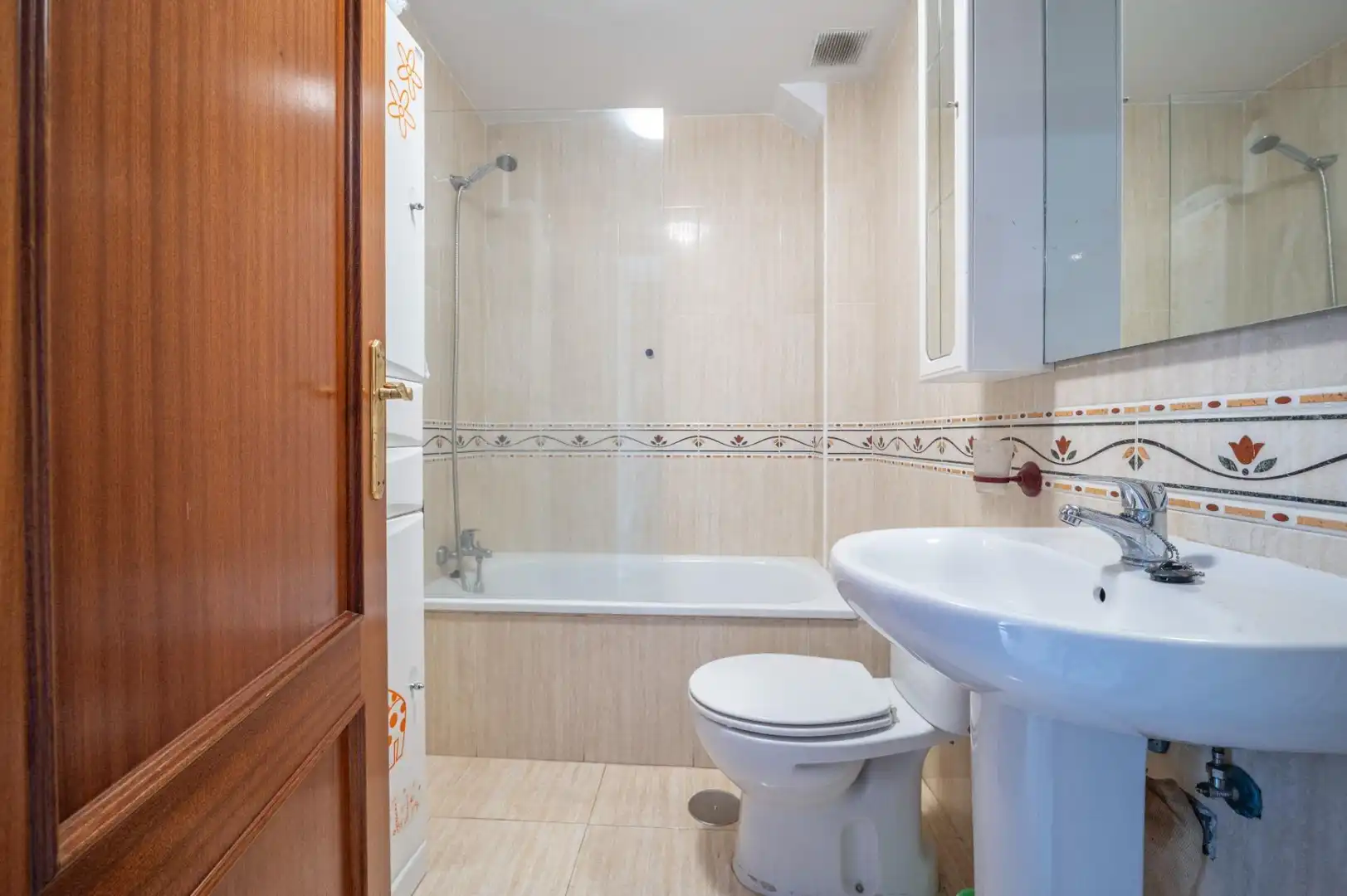 Badezimmer von Wohnung zum Verkauf in Huétor Vega mit Terrasse