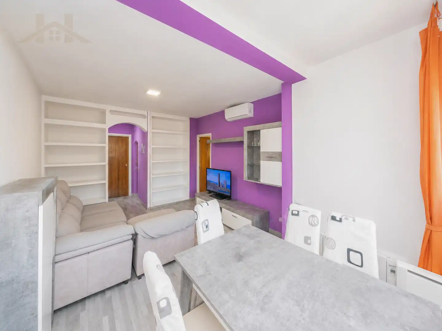 Sala de estar de Piso en venta en Moralzarzal con Calefacción y Piscina comunitaria