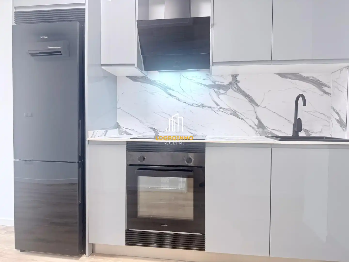 Cocina de Piso en venta en  Logroño con Aire acondicionado, Calefacción y Parquet