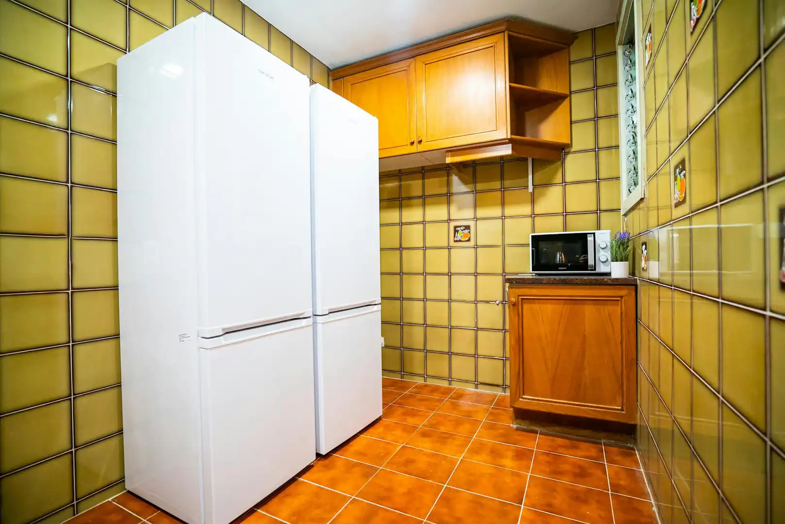 Kitchen of Flat for share in L'Hospitalet de Llobregat  with Washing machine