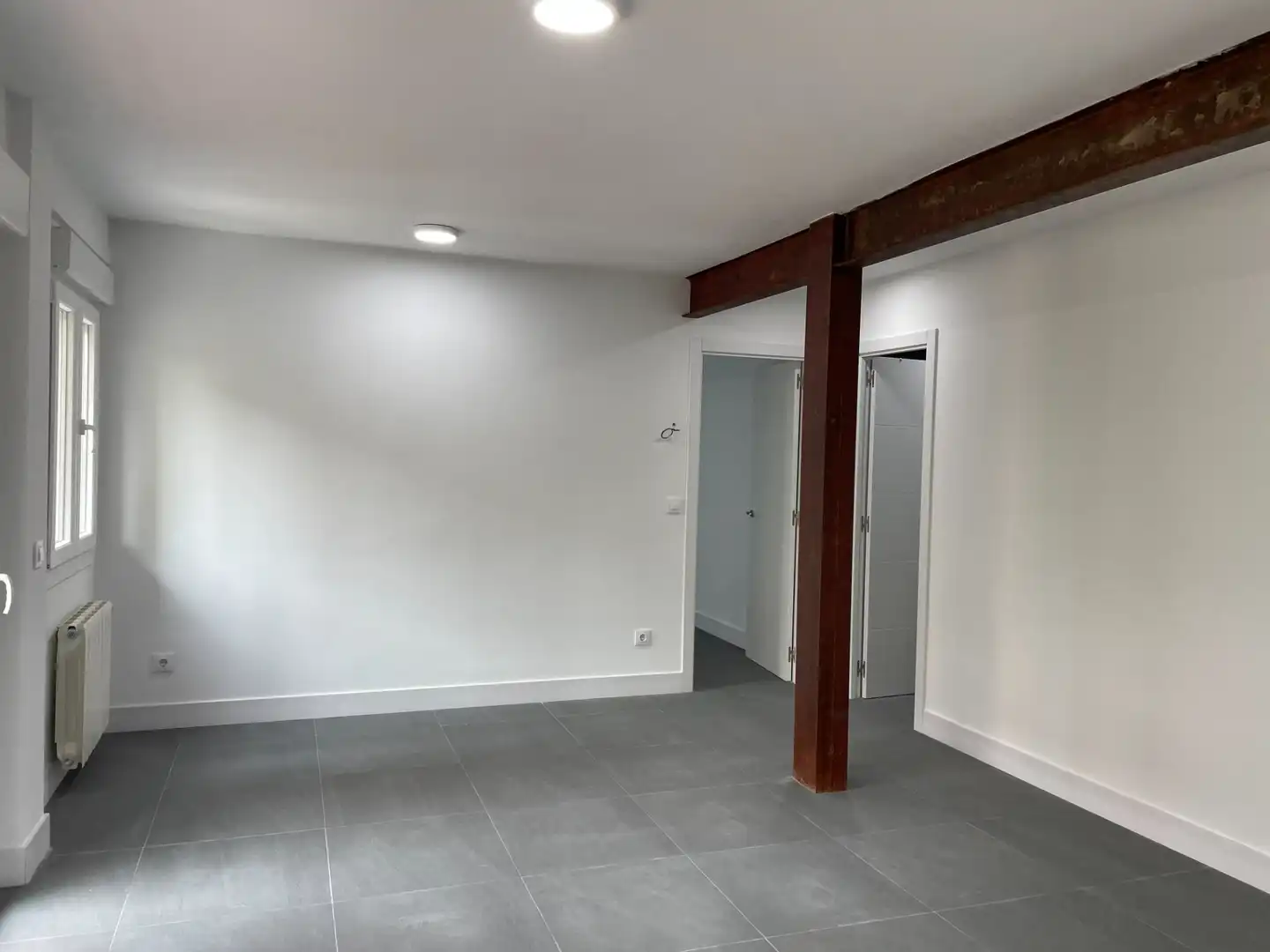 Piso en venta en Madrid con Calefacción, Terraza y Horno