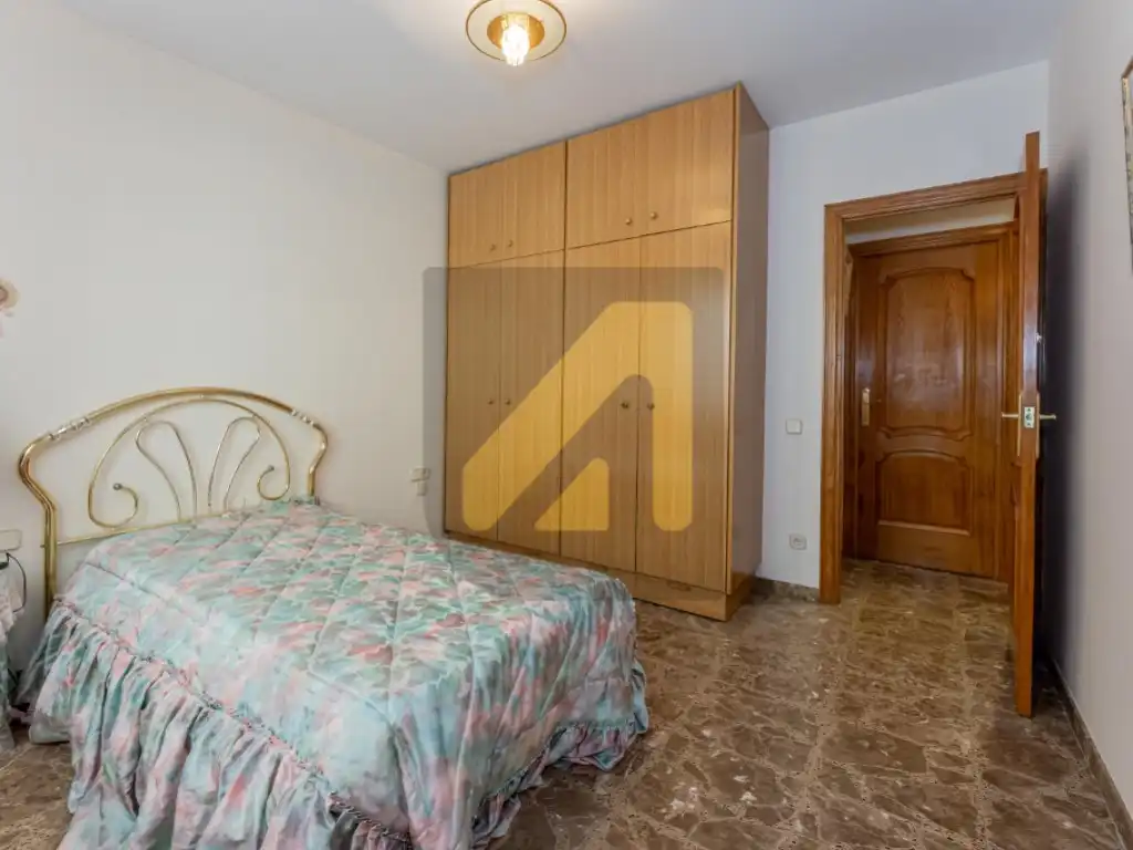 Dormitori de Apartament en venda en L'Hospitalet de Llobregat