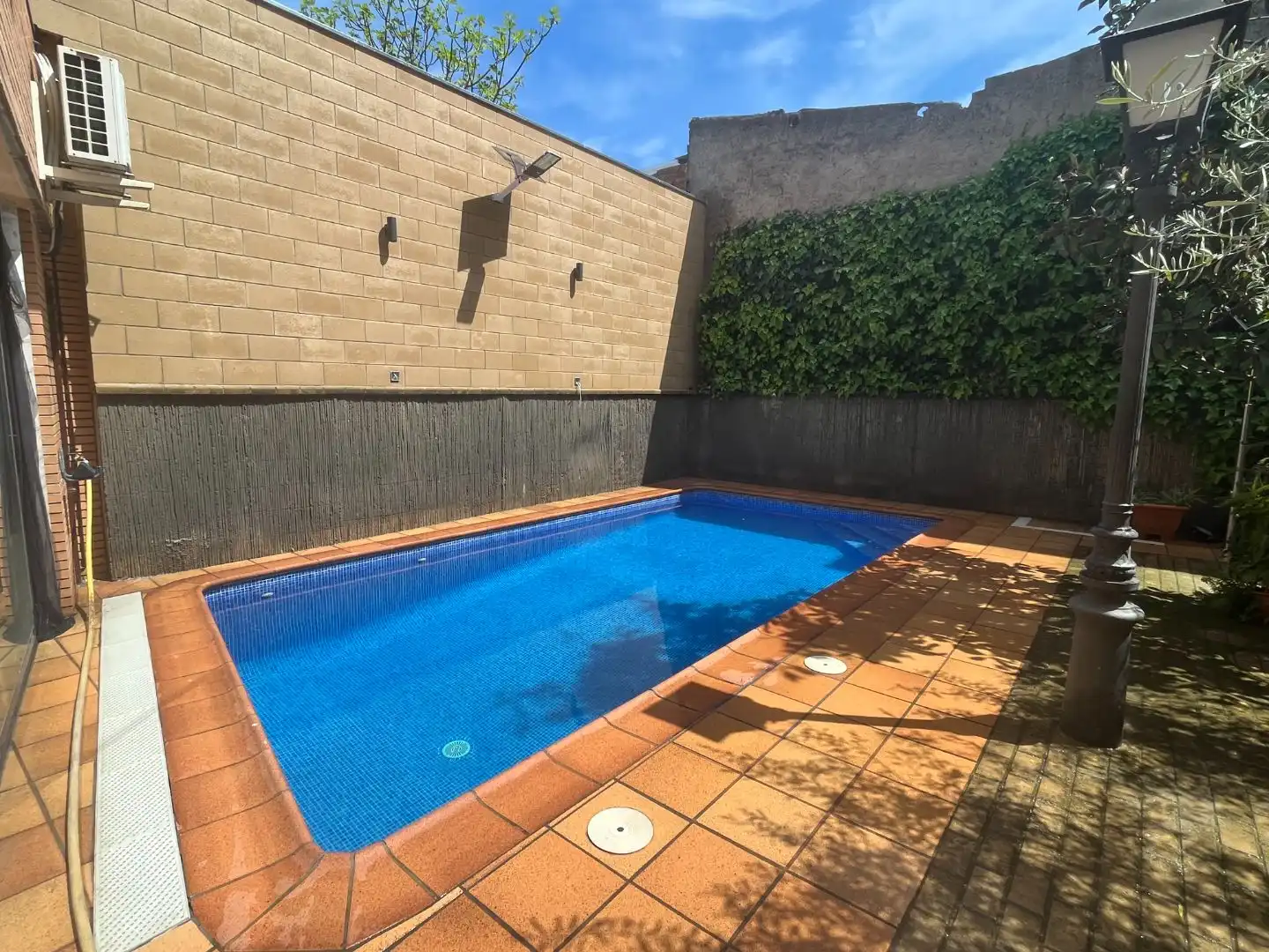 Triplex con giardino in vendita a Avenida de Polinyà 32, imagen 17