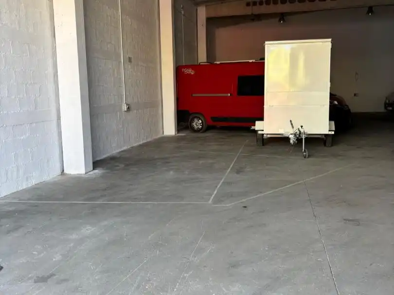 Garage zur Miete in Calle Labrador, 21, Santovenia de Pisuerga