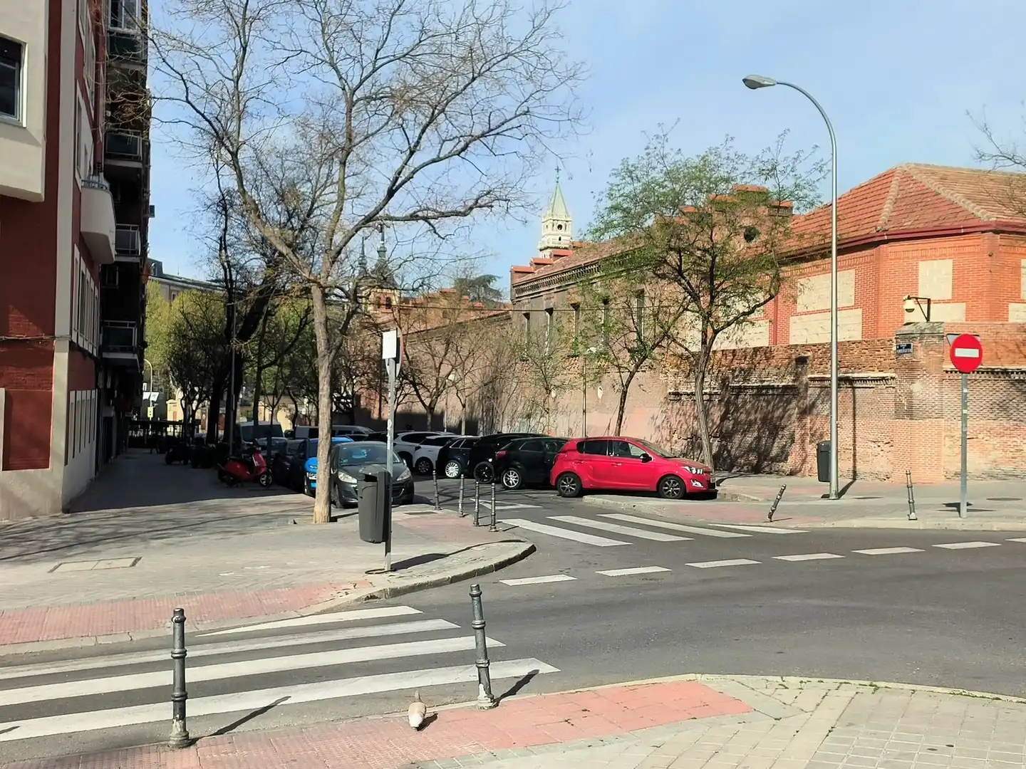 Vista exterior de Piso de alquiler en Madrid con Calefacción