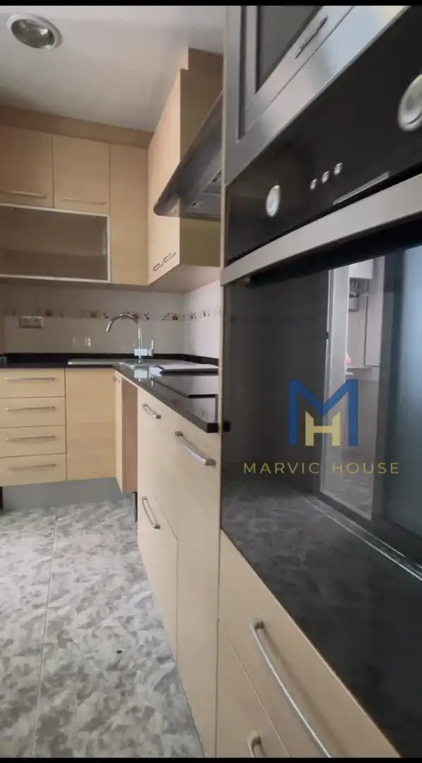 Cocina de Piso en venta en Sabadell con Aire acondicionado, Calefacción y Parquet