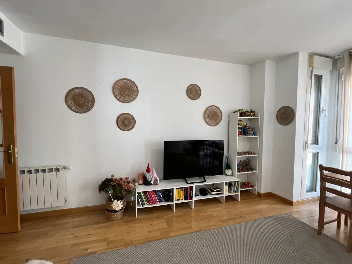 Living room of Flat for sale in Torrejón de Ardoz  with Air Conditioner, Heating and Private garden