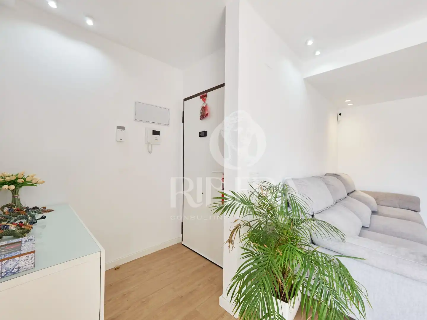 Schlafzimmer von Dachboden zum Verkauf in Valencia mit Klimaanlage, Terrasse und Abstellraum