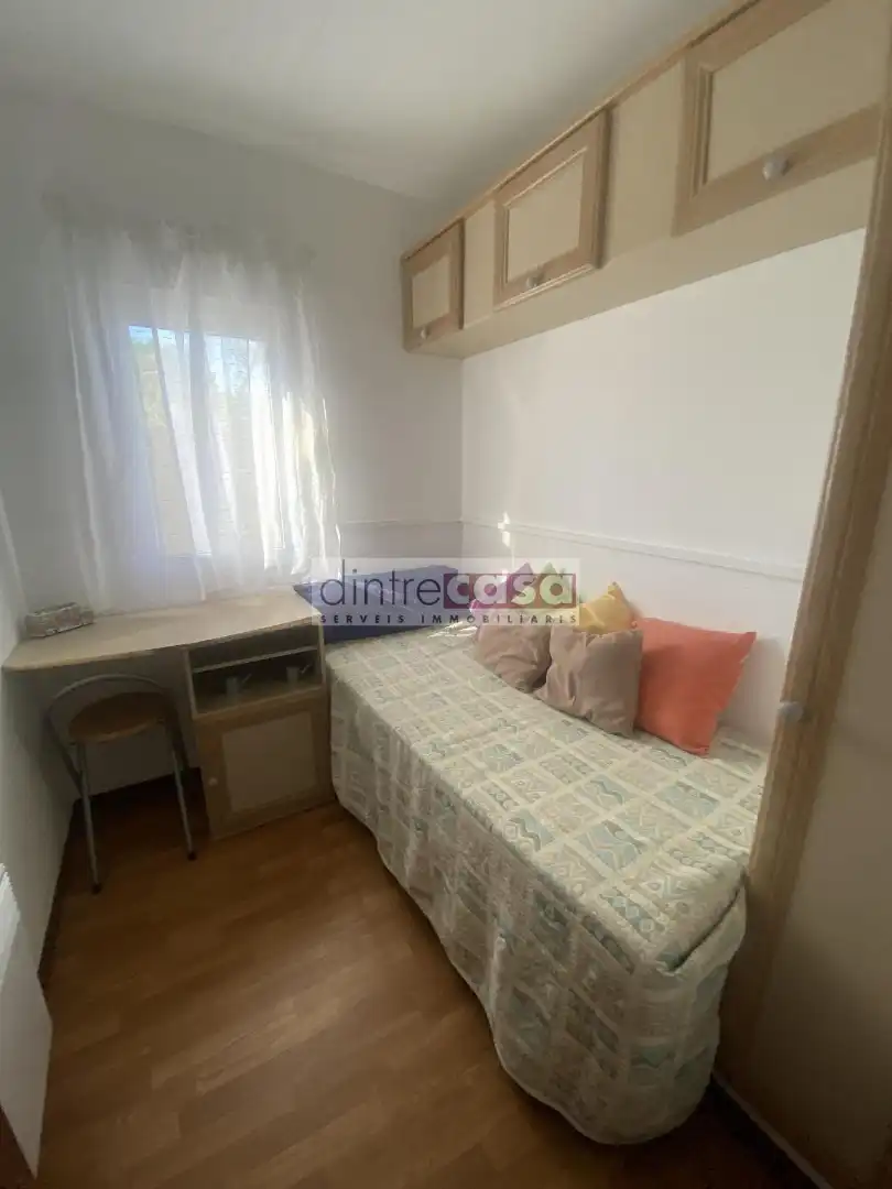Dormitori de Casa o xalet en venda en Tordera amb Calefacció, Jardí privat i Parquet