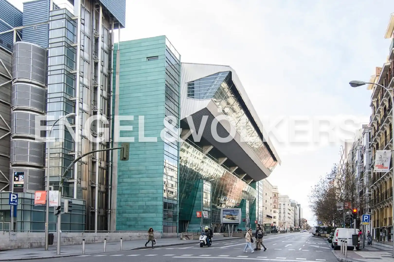 Exterior view of Flat for rent in Madrid  with Air Conditioner, Heating and Furnished