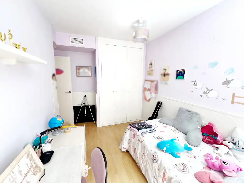 Habitación de Piso en venta en Alcalá de Henares con Aire acondicionado, Calefacción y Terraza