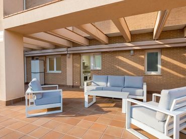Mini appartamento con piscina in vendita a Carrer Llac Baikal 7