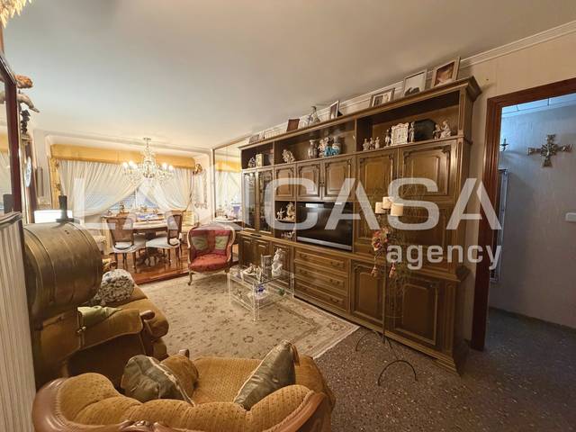 Piso en Venta en Carrer Sant Bru en Casagemes