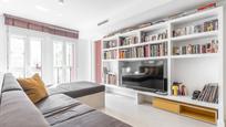 Living room of Flat for sale in  Madrid Capital  with Balcony