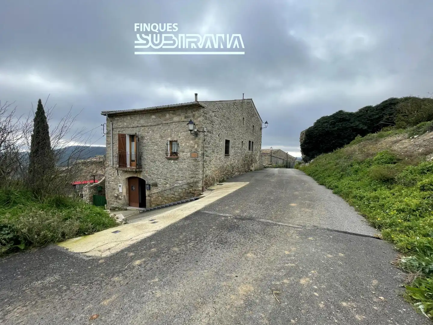 Vista exterior de Casa o xalet en venda en Savallà del Comtat amb Traster i Balcó