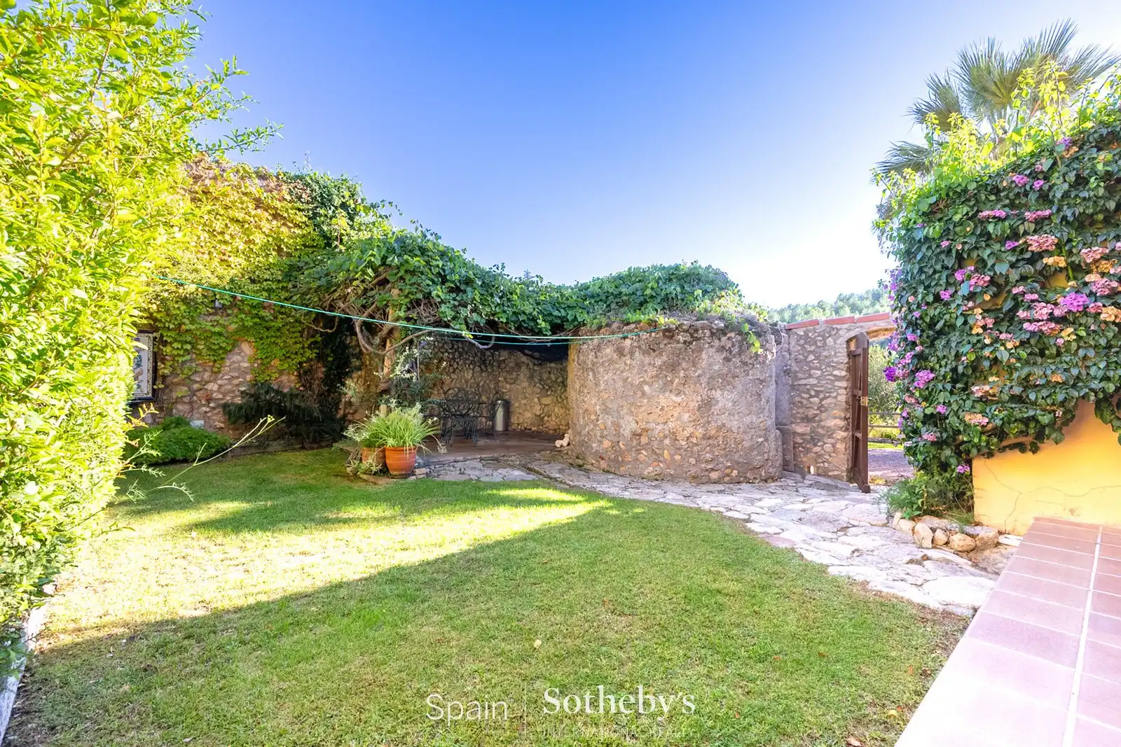 Casa amb piscina en venda a Torrelles de Foix, imagen 24