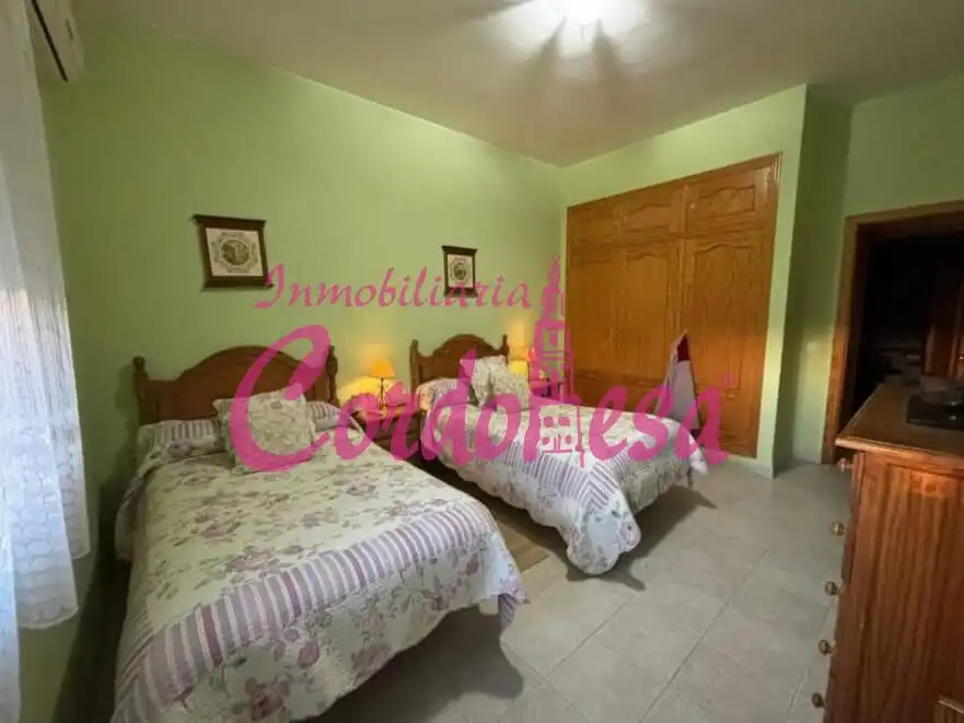 Habitación de Finca rústica en venta en Córdoba con Aire acondicionado, Calefacción y Trastero