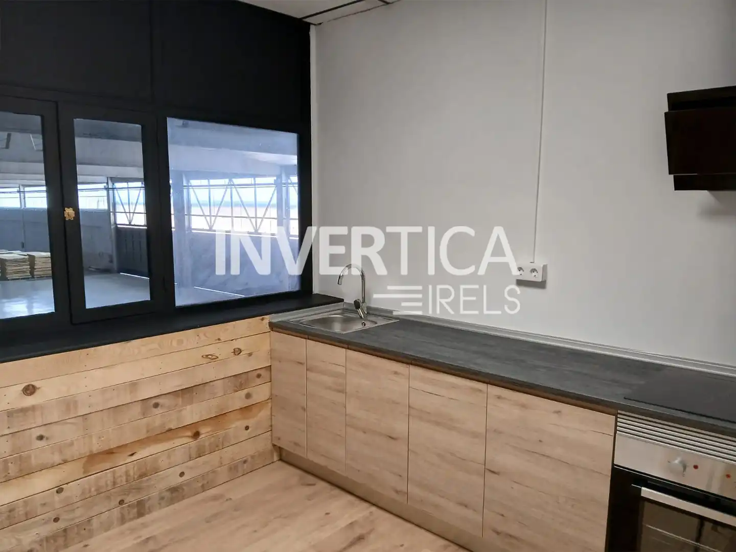 Cocina de Nave industrial de alquiler en Vallmoll con Calefacción y Alarma