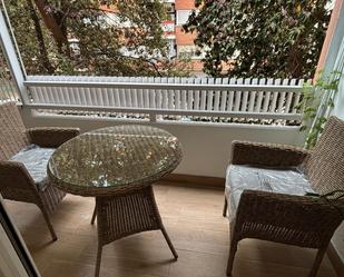 Terrassa de Pis de lloguer en  Valencia Capital amb Aire condicionat, Moblat i Balcó