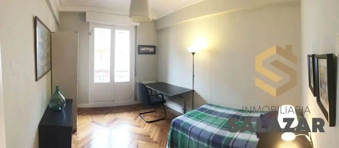 Habitación de Piso de alquiler en Bilbao  con Calefacción