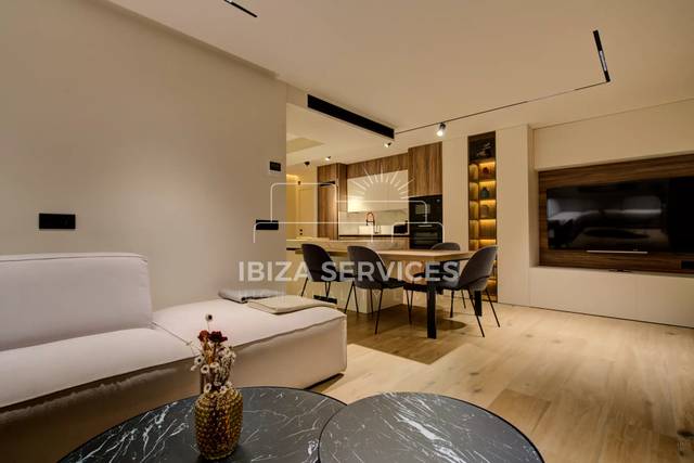 Piso en Alquiler en Marina Botafoc - Platja de Talamanca