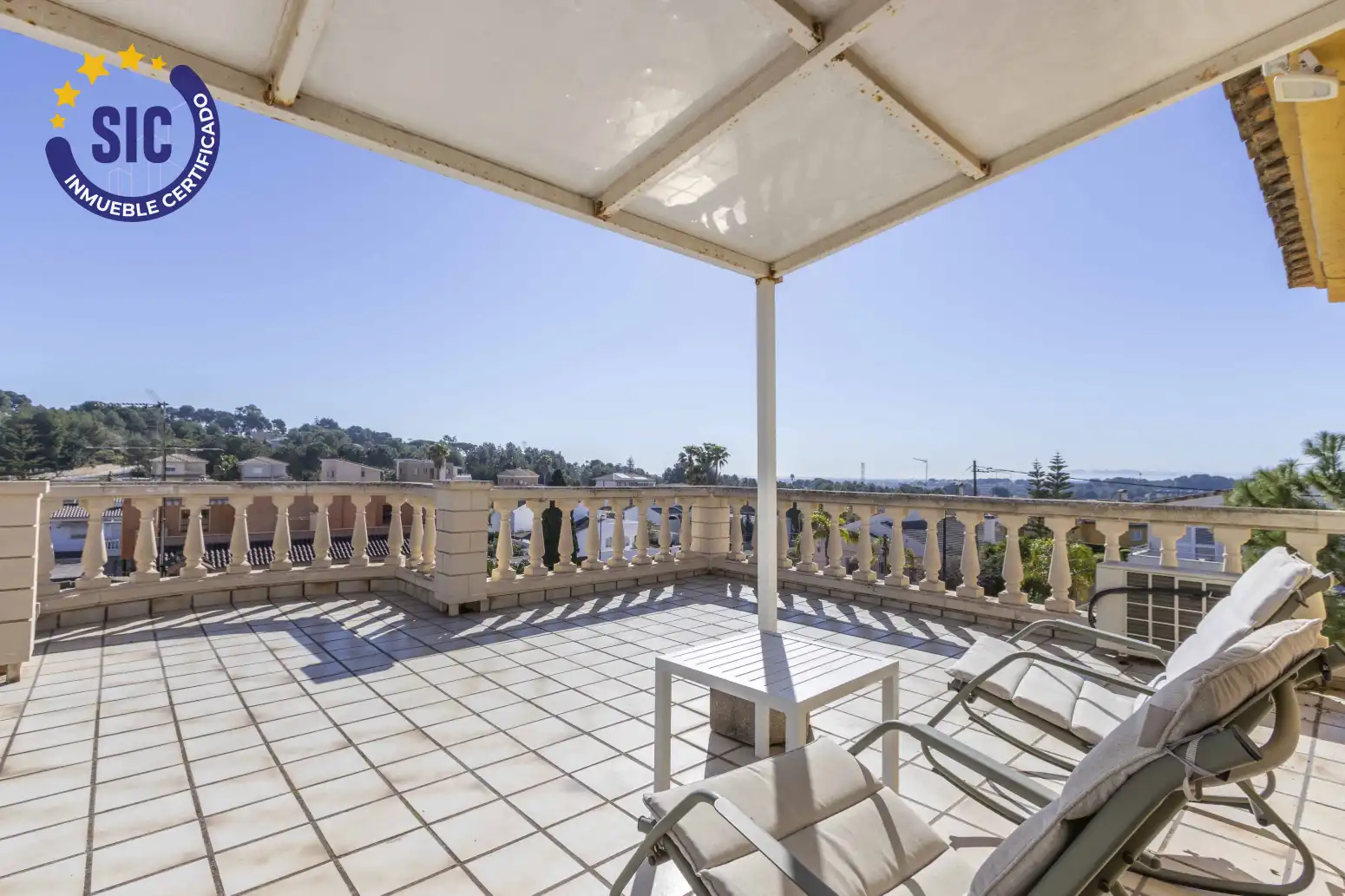 Terrassa de Casa o xalet en venda en Torrent amb Aire condicionat, Calefacció i Jardí privat