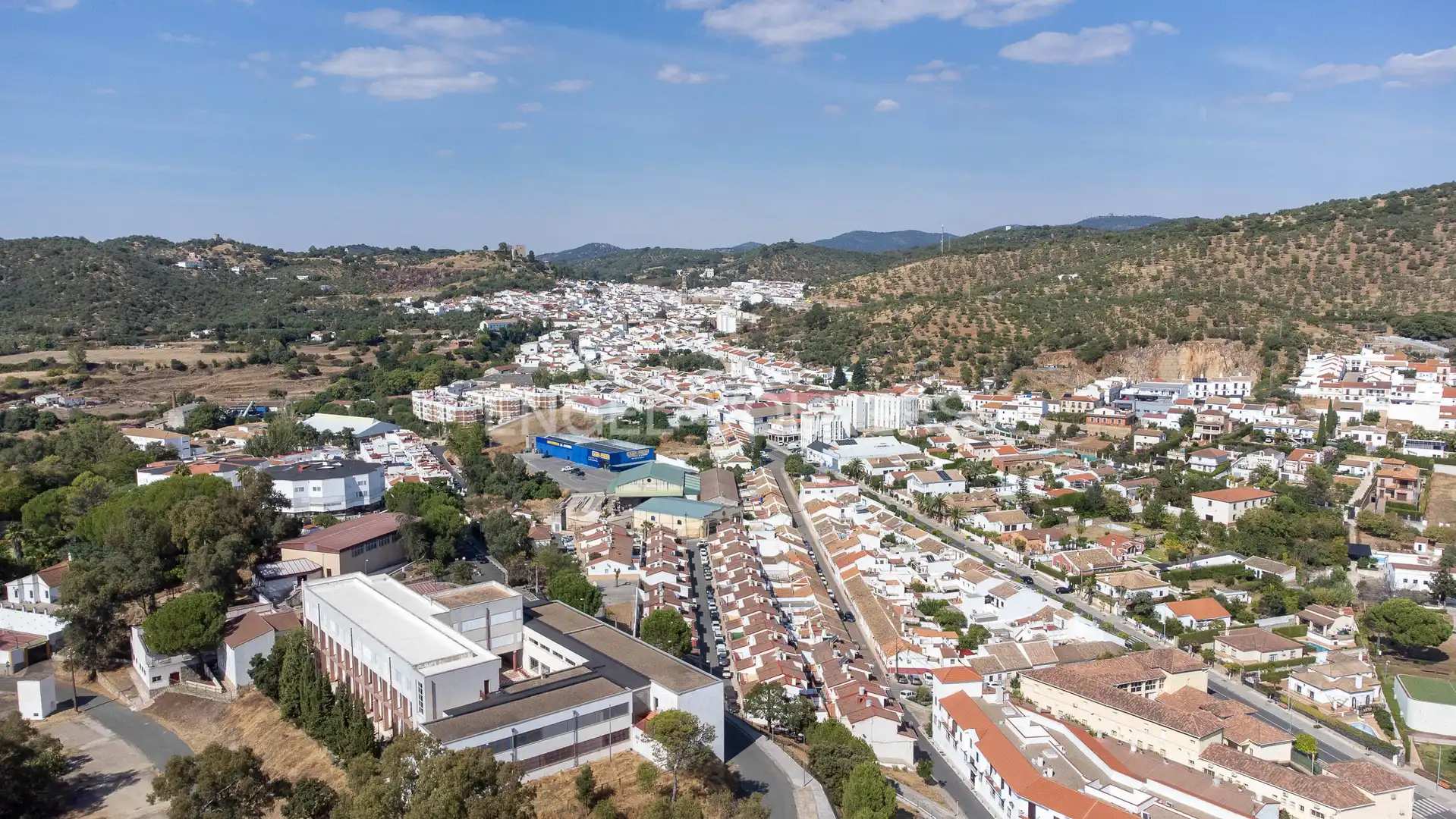 Vista exterior de Casa o xalet en venda en Constantina amb Calefacció