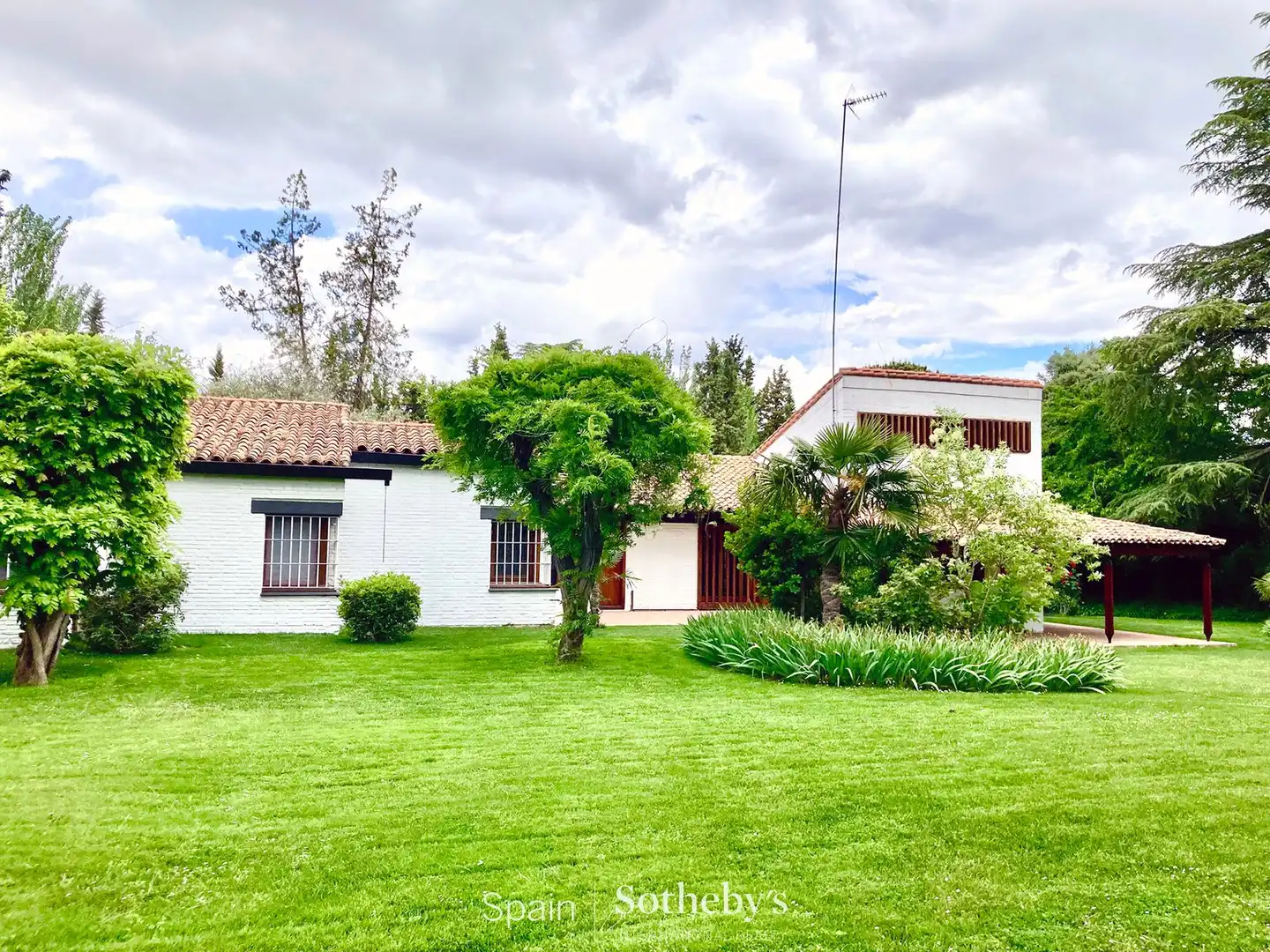Jardí de Casa o xalet de lloguer en Madrid amb Aire condicionat, Jardí privat i Traster