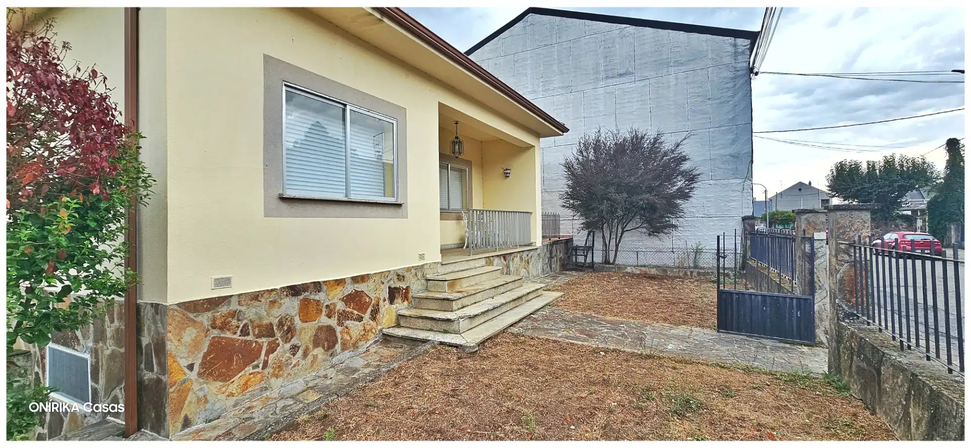 Exterior view of Houses for sale in Sarria  with Heating, Private garden and Parquet flooring