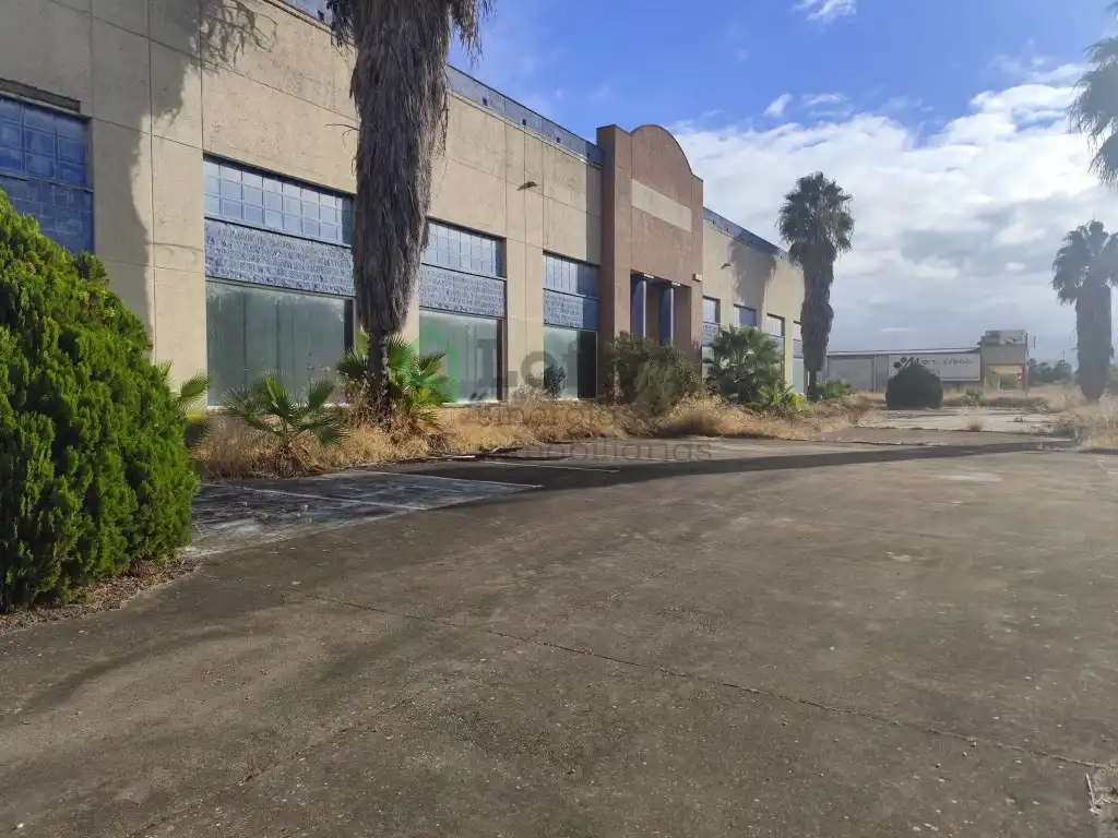 Exterior view of Industrial buildings for rent in Badajoz