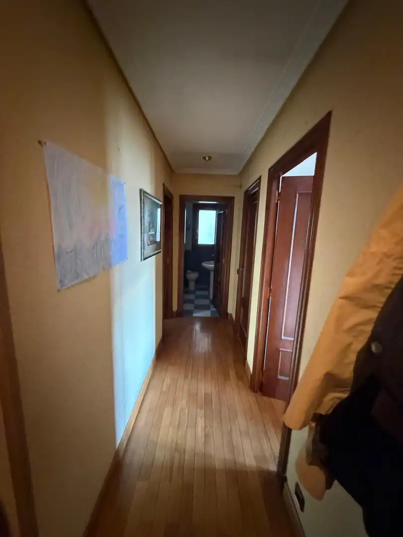 Piso en venta en Aranguren con Parquet