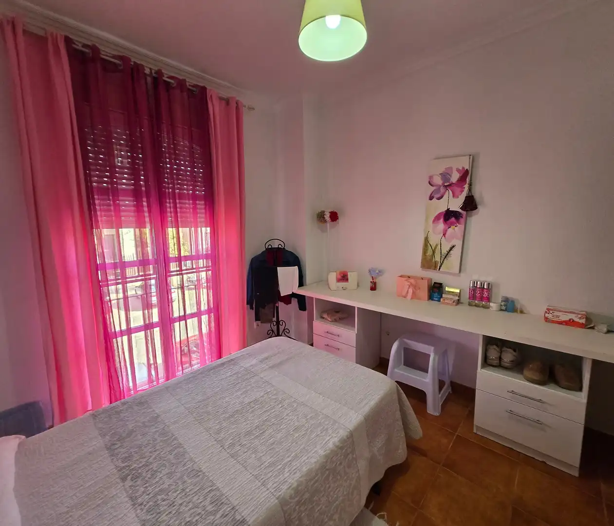 Dormitori de Casa adosada en venda en Dos Hermanas amb Terrassa
