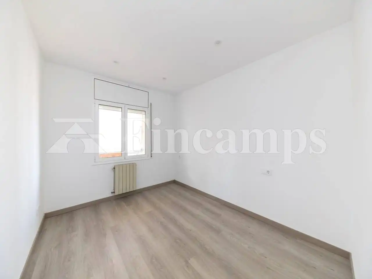 Dormitori de Àtic en venda en Sabadell amb Aire condicionat, Calefacció i Parquet