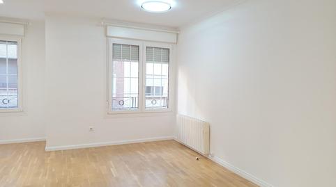 Photo 5 of Flat to rent in Calle Bonet, Juan Pablo, Ruiseñores, Zaragoza