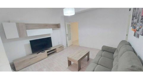 Foto 2 de Piso en venta en Gran Via, Logroño
