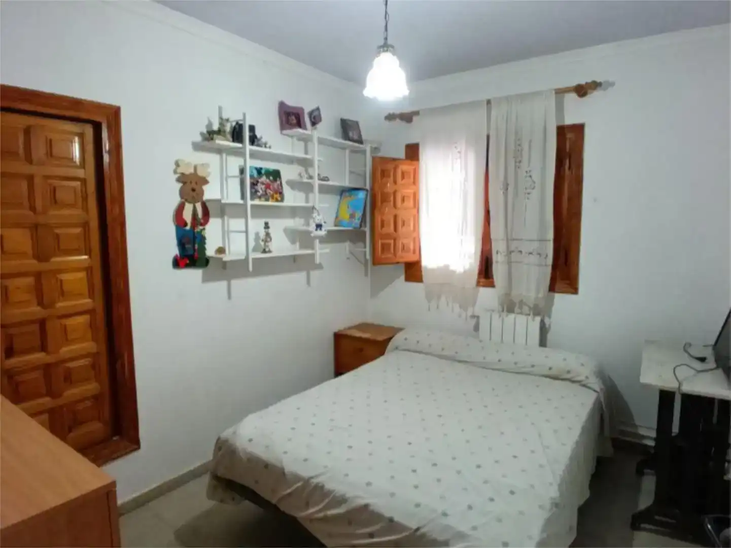 Habitación de Piso en venta en Cuenca con Jardín privado, Trastero y Piscina