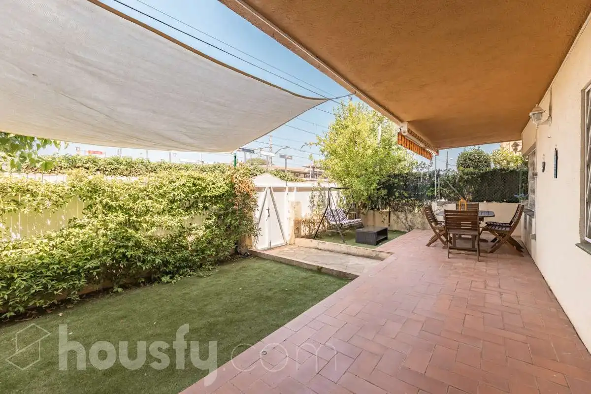 Jardín de Planta baja en venta en Cunit con Aire acondicionado, Jardín privado y Trastero