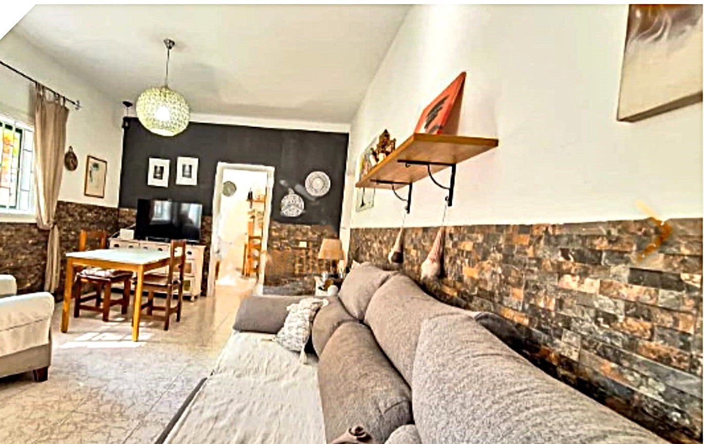 Sala de estar de Casa adosada en venta en  Santa Cruz de Tenerife Capital con Jardín privado y Terraza