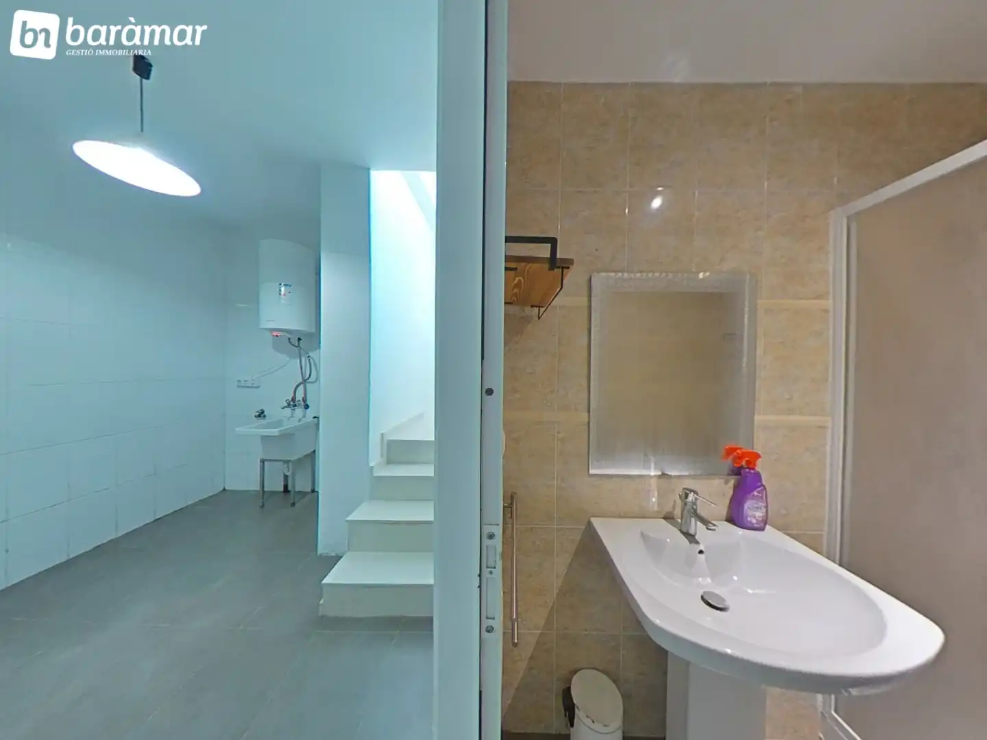 Baño de Casa adosada en venta en El Vendrell con Aire acondicionado, Calefacción y Jardín privado