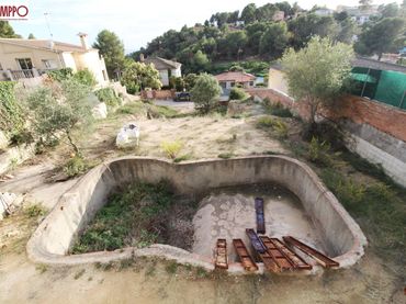 Wohnbaugrundstück zum Verkauf in Carrer SALOU