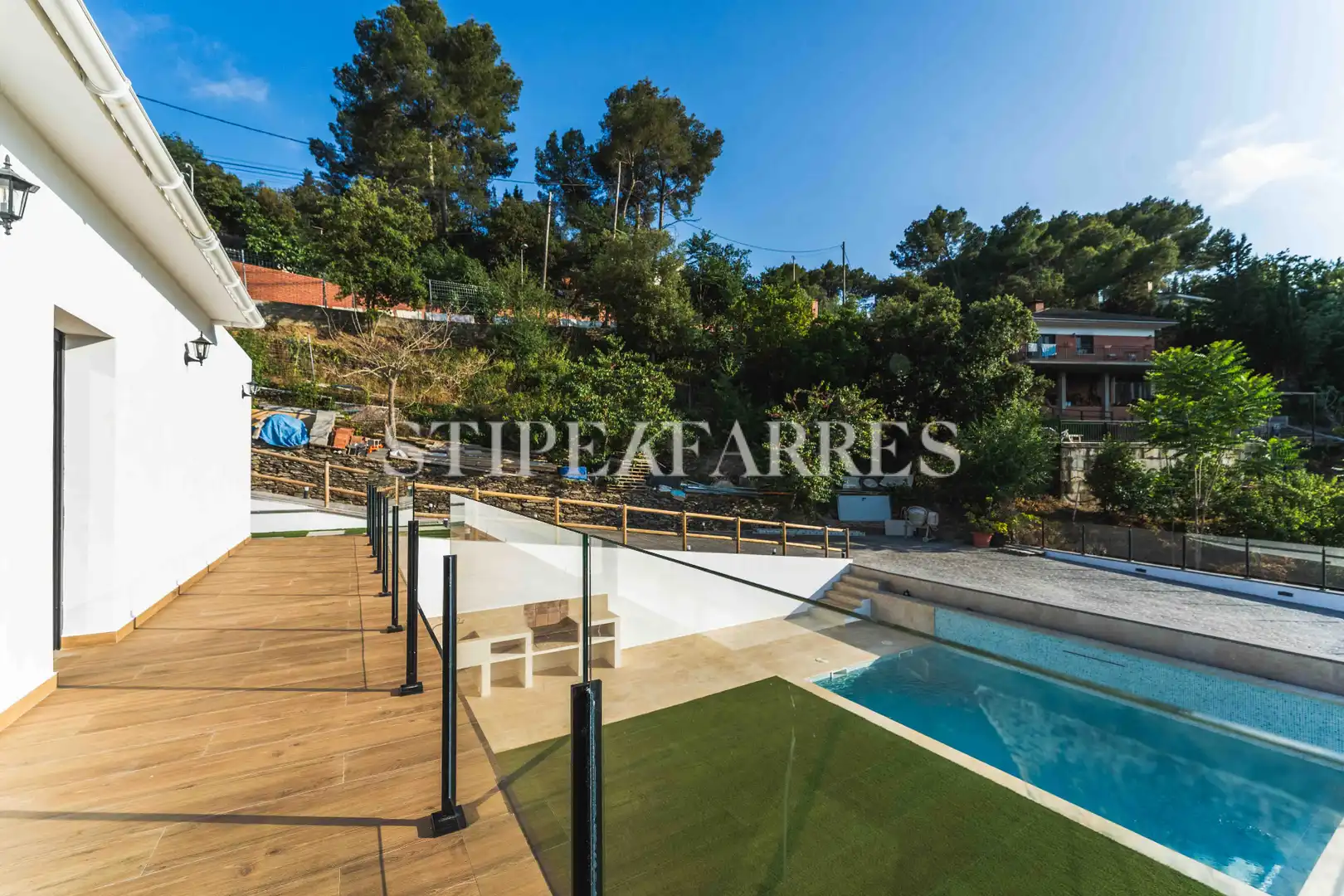Vista exterior de Casa o xalet en venda en Sant Andreu de Llavaneres amb Aire condicionat, Calefacció i Jardí privat