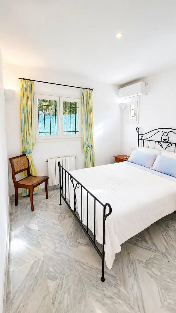 Detached house with terrace for sale in Carrer Baixada al Port 8, imagen 28