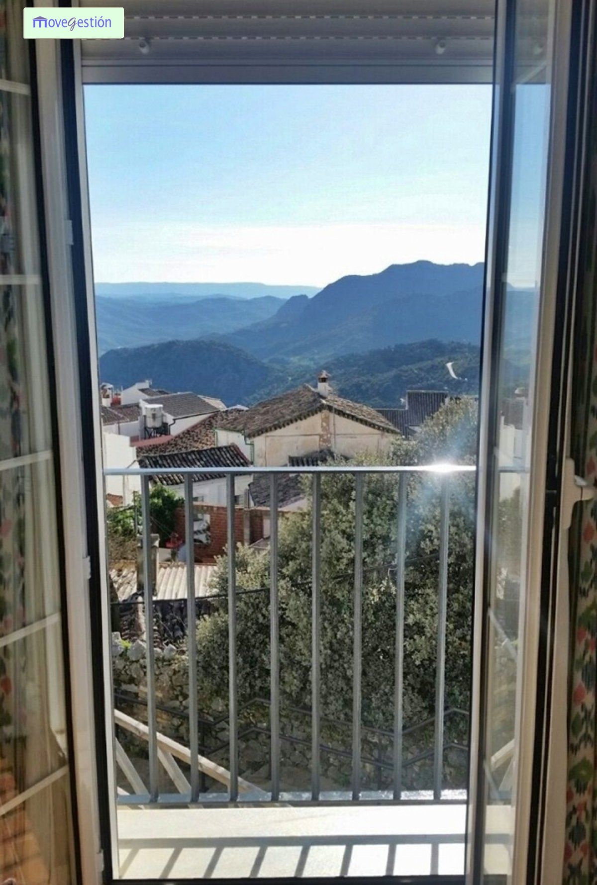 Vista exterior de Dúplex en venda en Benaocaz