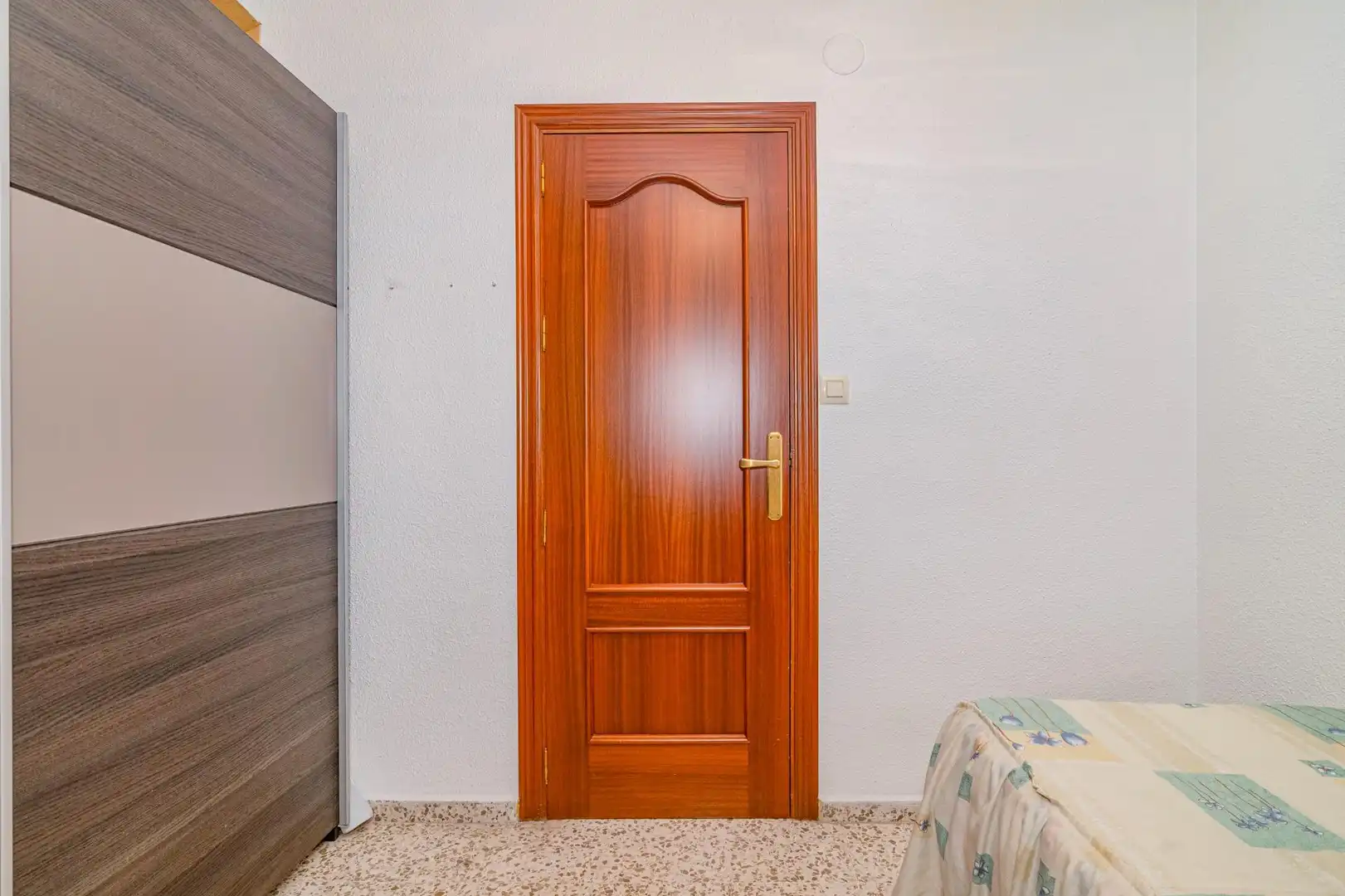 Habitación de Piso en venta en Granada con Aire acondicionado, Calefacción y Balcón